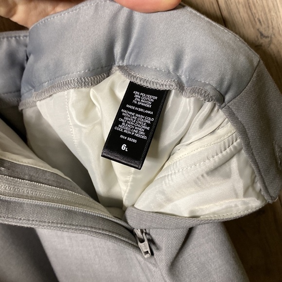 Columnist straight leg MID rise 6 LONG Light Heather Grey  Great condit worn 4x - Picture 8 of 16